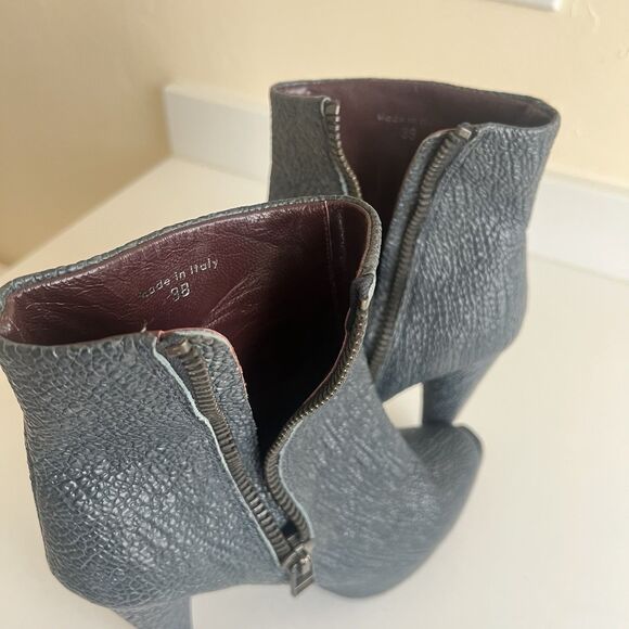 Acne Studios Women’s Araceli Texture Ankle Boots Navy Blue Leather Size 8/38 - Picture 15 of 15